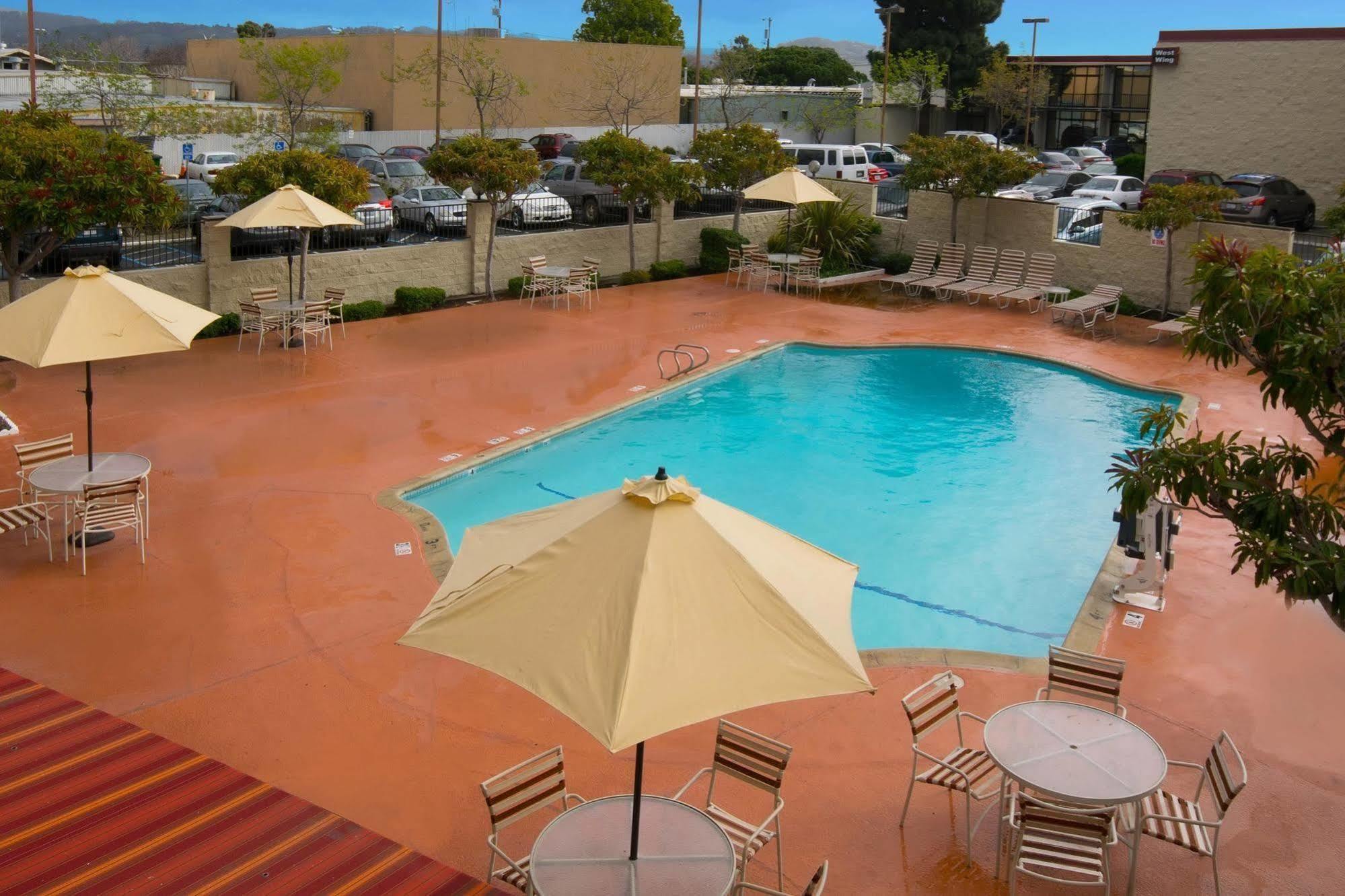 Oakland Airport Executive Hotel Exteriér fotografie